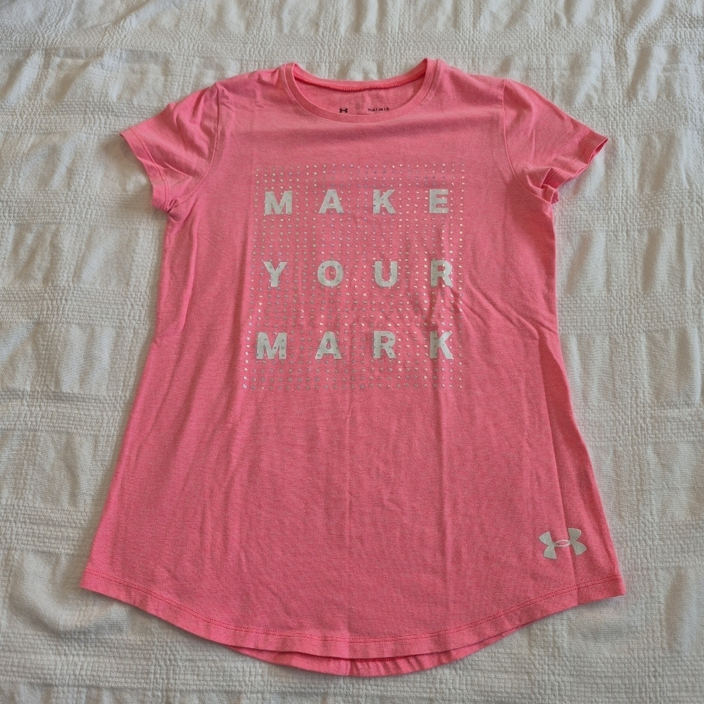 Under Armour girls size youth Large heatgear loose fit short sleeve shirt VGUC